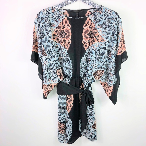 BCBGMaxAzria Dresses & Skirts - BCBG MAXAZRIA Black Flowy Kimono Sleeve Dress XS